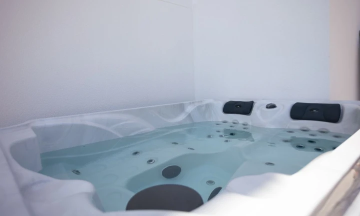 The Residence Jacuzzi Yatch Club