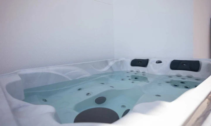 Grand Supreme Jacuzi Sea View