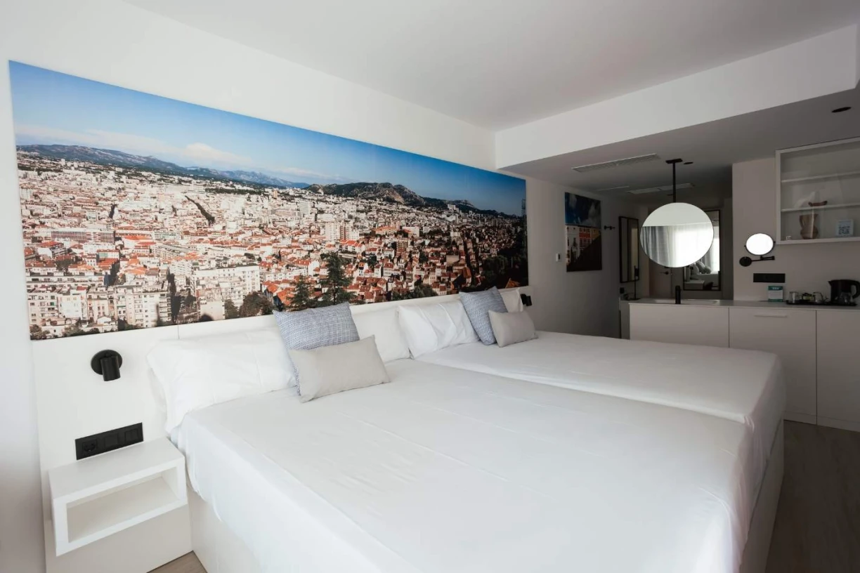 The Residence Supreme Sea View