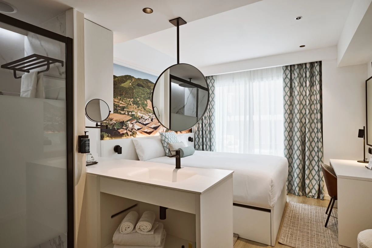 Classic Atelier Grand Terrace