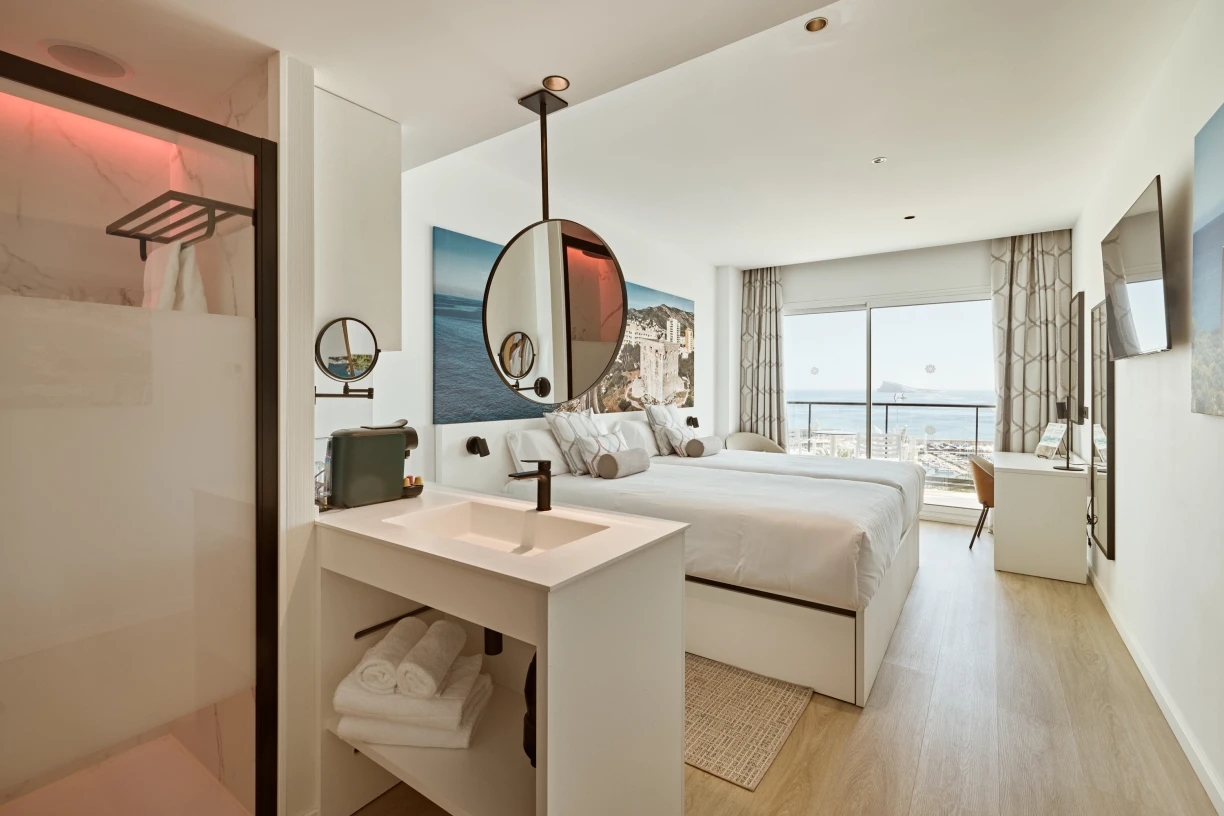 Supreme Atelier Sea View