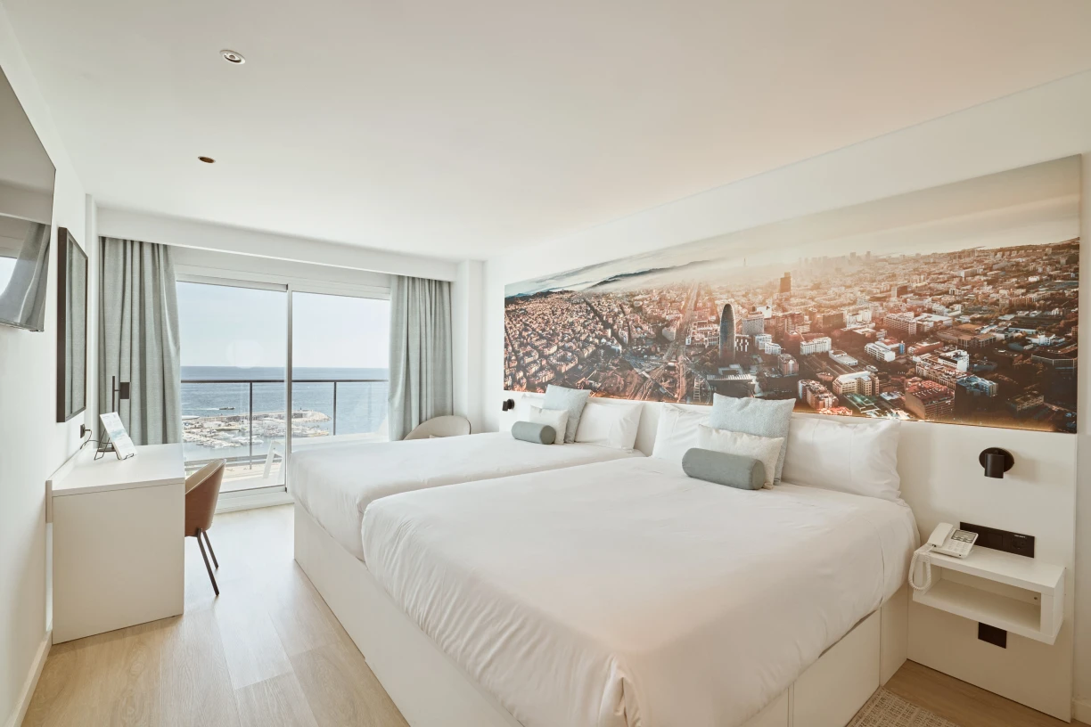 Sky Bar Supreme Master Sea View